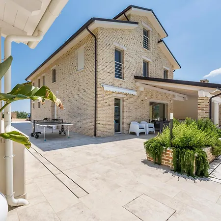 Ada By Mmega * Lapedona